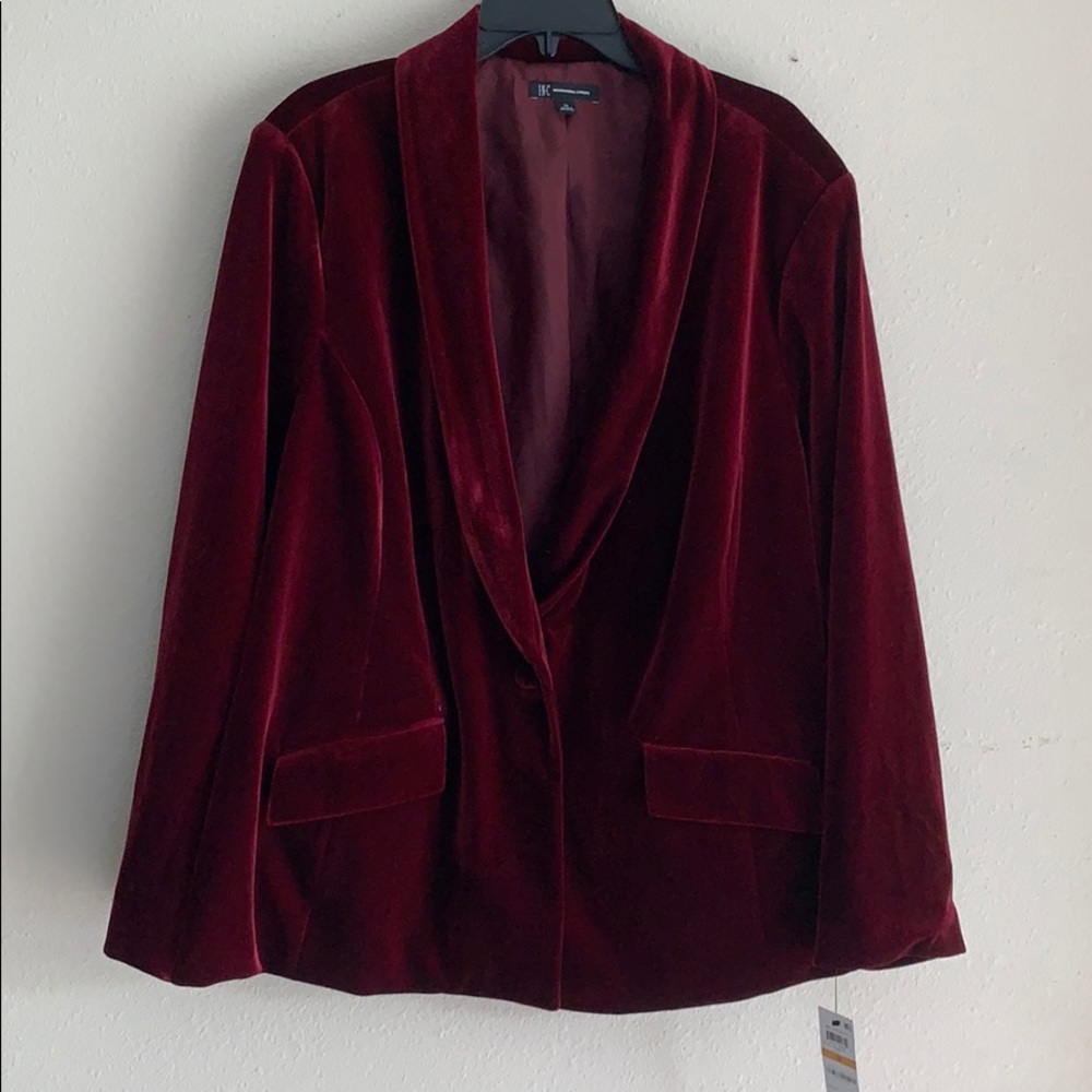 Plus size blazer